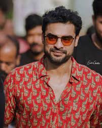 Tovino Thomas